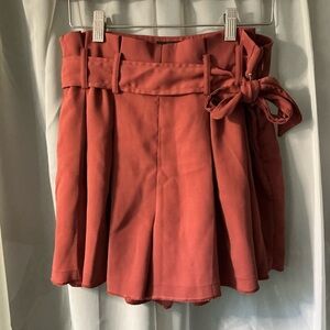 Express Terracotta Pleated Shorts with belt Bow size 6